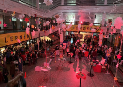 Reuchlin Lights Up Minds Wissenszauber Im Advent