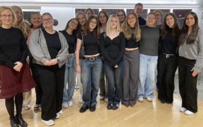 Theaterbesuch des DLk-Kurses: „Der Zerbrochne Krug“