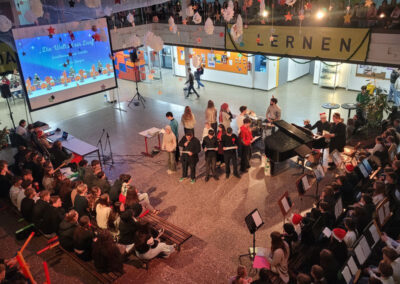 Weihnachtsfeier Im Atrium