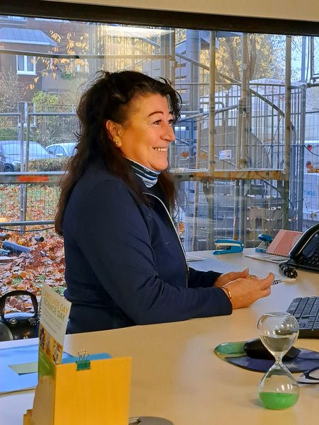 Frau Kaminski Sekretariat